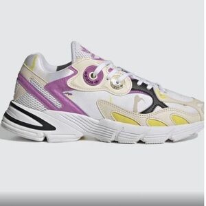 Adidas Astir Sneaker White/Pulse Lilac/Silver Size 10